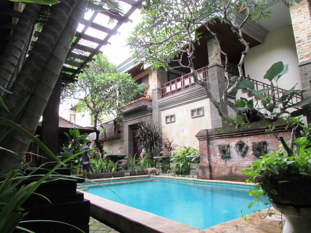Griya Ayu Inn Sanur Exteriör bild